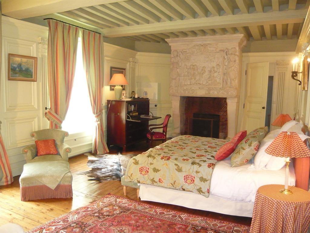 Chateau De Beneauville Bed and Breakfast Petiville  Exterior foto