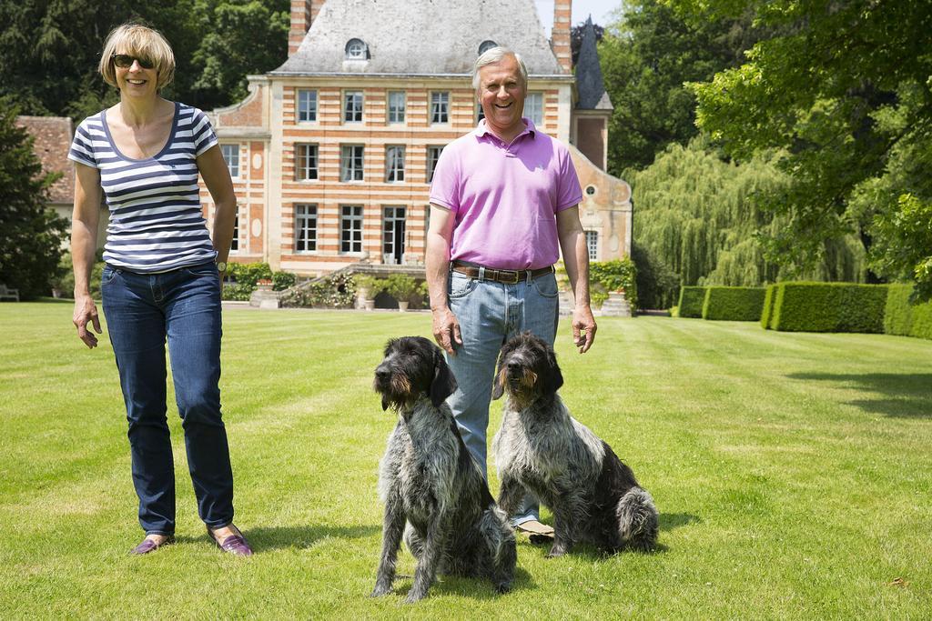 Chateau De Beneauville Bed and Breakfast Petiville  Exterior foto
