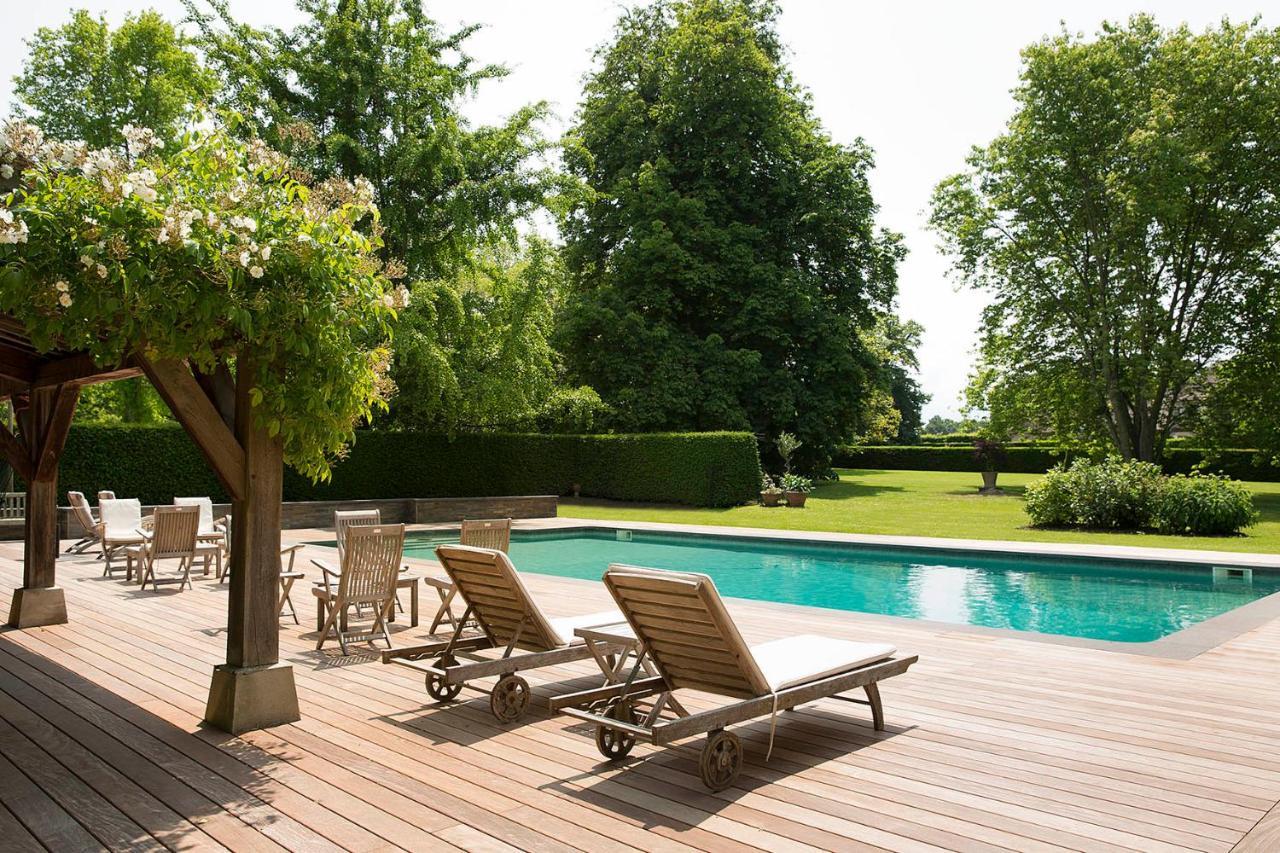 Chateau De Beneauville Bed and Breakfast Petiville  Exterior foto